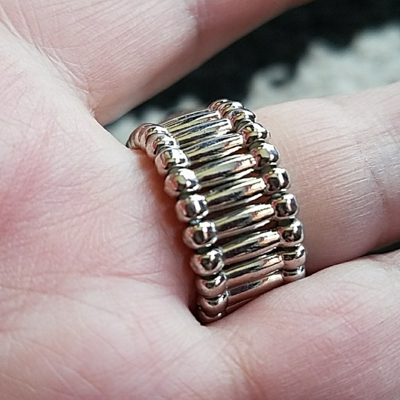 AB Rhinestone n Pearl ring - Picture 2 of 4